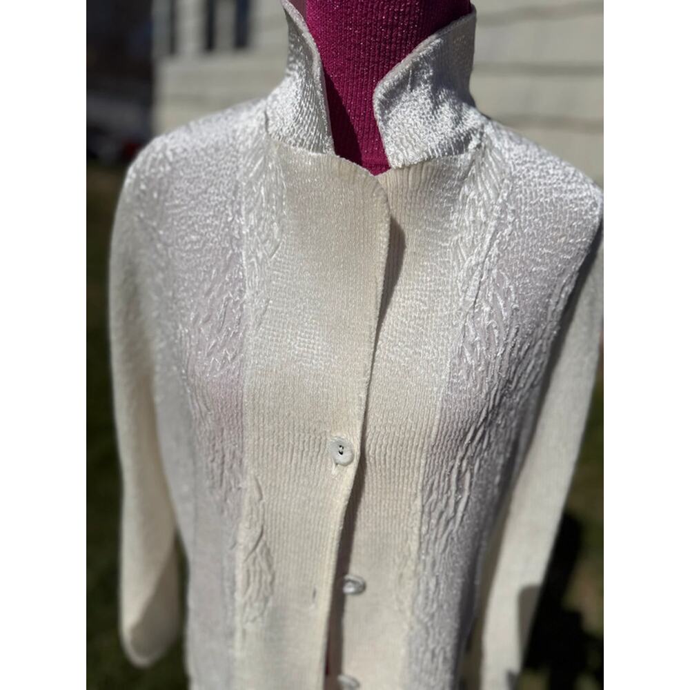 White soft button down Chico's textured jacket
